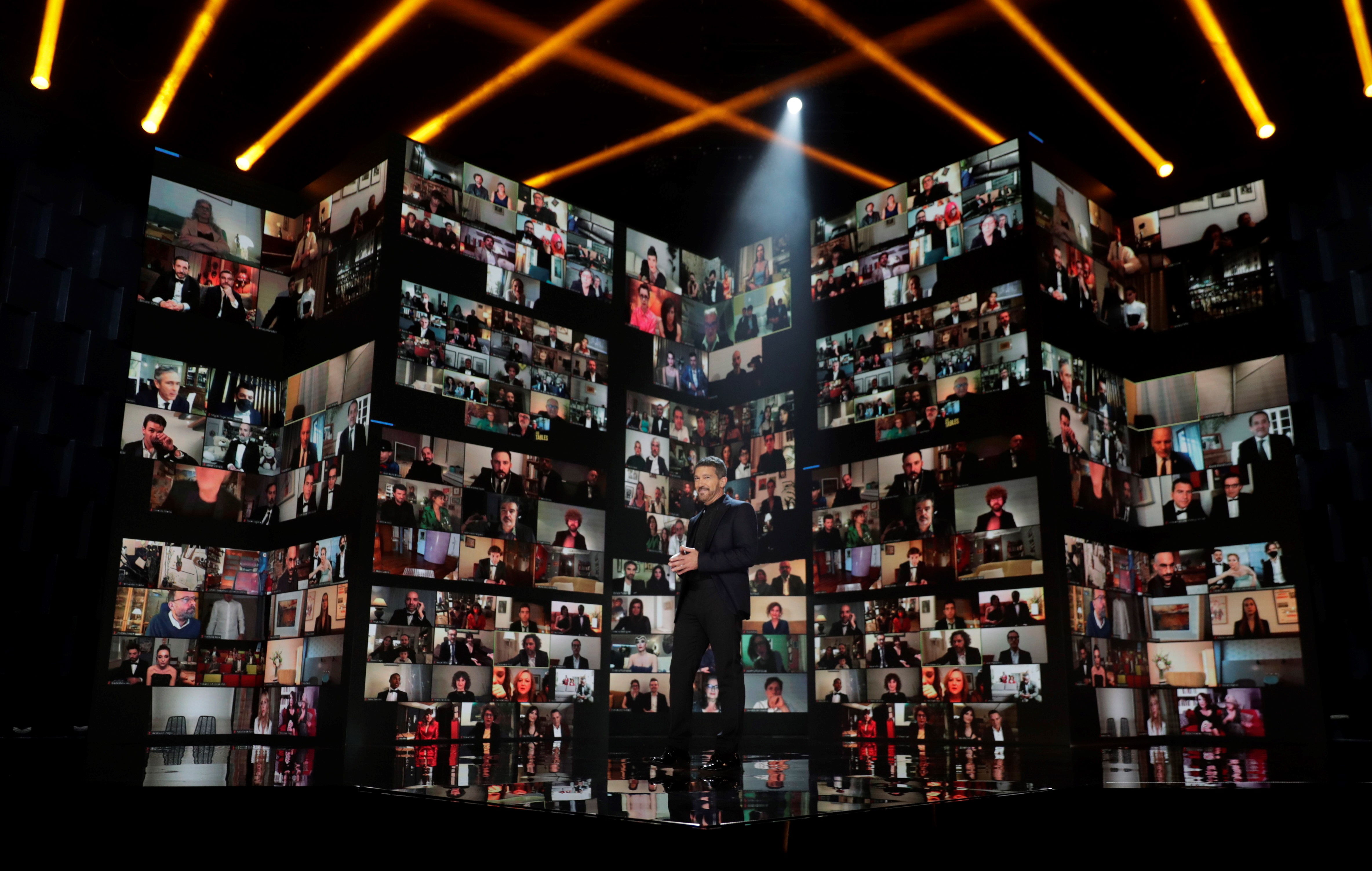 Una panorámica de la fiesta de los Premios Goya en la que Antonio Banderas fue uno de los principales presentadores.  (Foto Prensa Libre: AFP)