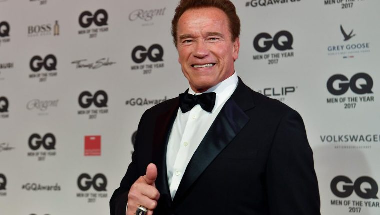 La insólita encuesta que elige a Arnold Schwarzenegger para salvar al mundo contra los extraterrestres