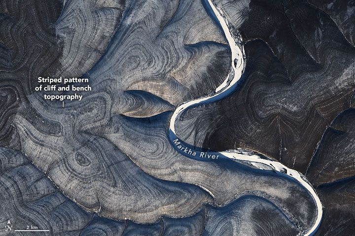 Las colinas arremolinadas en el norte de Rusia tienen a los científicos perplejos. (Foto: Observatorio de la Tierra de la NASA / Landsat 8)

