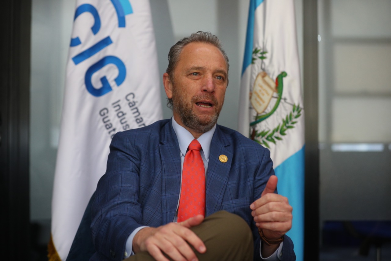Javier Zepeda, director ejecutivo de la Cámara de Industria de Guatemala. (Foto: Juan Diego González)