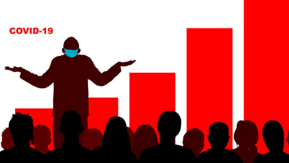 "Centrar la atención solamente en la ciencia, evade deliberadamente los cuestionamientos sobre la responsabilidad política" dice Bacevic.