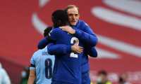 London (United Kingdom), 17/04/2021.- Manager Thomas Tuchel (R) of Chelsea celebrates with his player Antonio Ruediger after winning the English FA Cup semi final soccer match between Chelsea FC and Manchester City in London, Britain, 17 April 2021. (Reino Unido, Londres) EFE/EPA/Ben Stansall / POOL EDITORIAL USE ONLY. No use with unauthorized audio, video, data, fixture lists, club/league logos or 'live' services. Online in-match use limited to 120 images, no video emulation. No use in betting, games or single club/league/player publications.