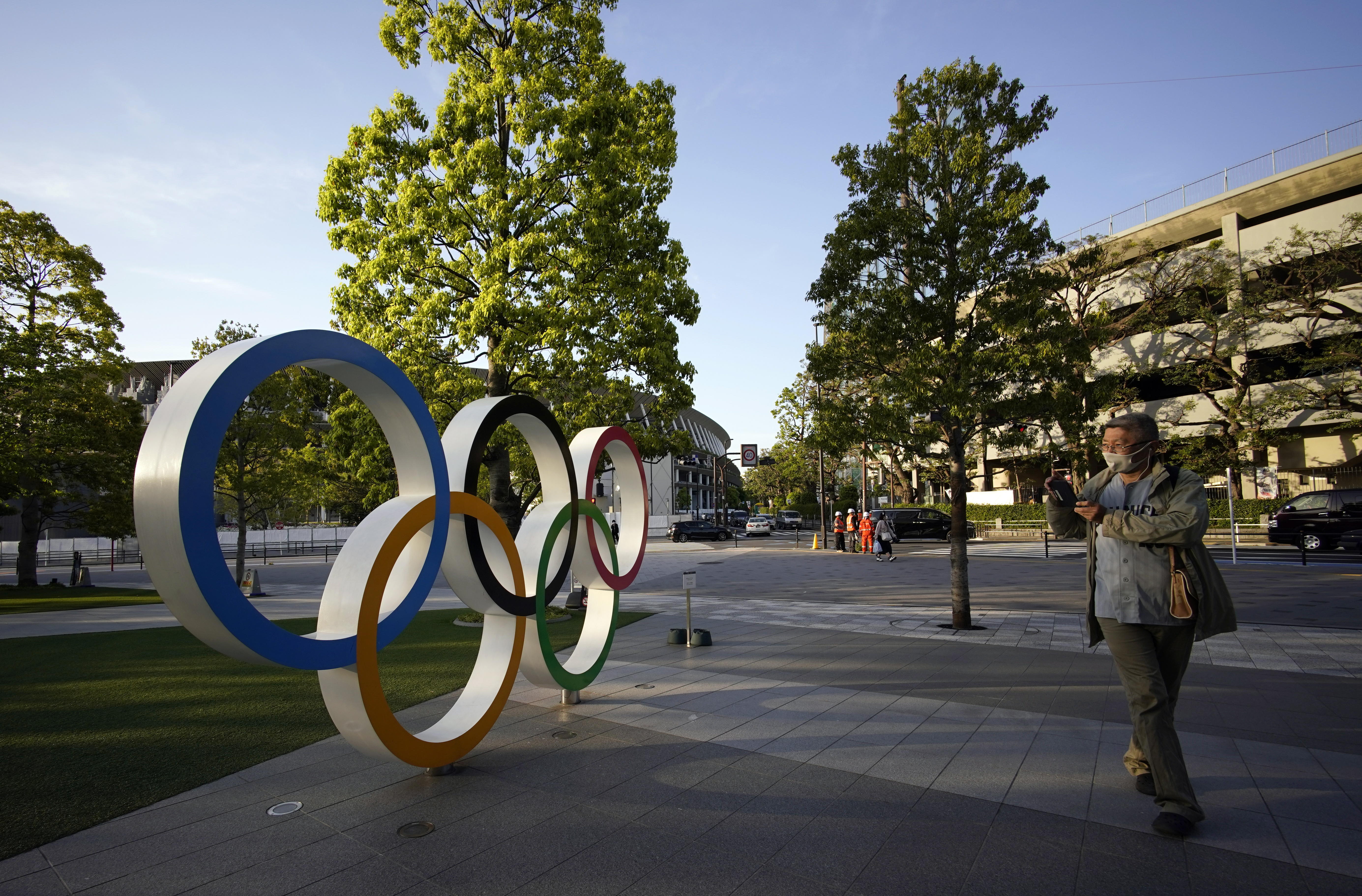 Los organizadores de los Juegos Olímpicos tomaron algunas nuevas decisiones respecto de la pandemia de covid-19. Foto Prensa Libre: EFE.