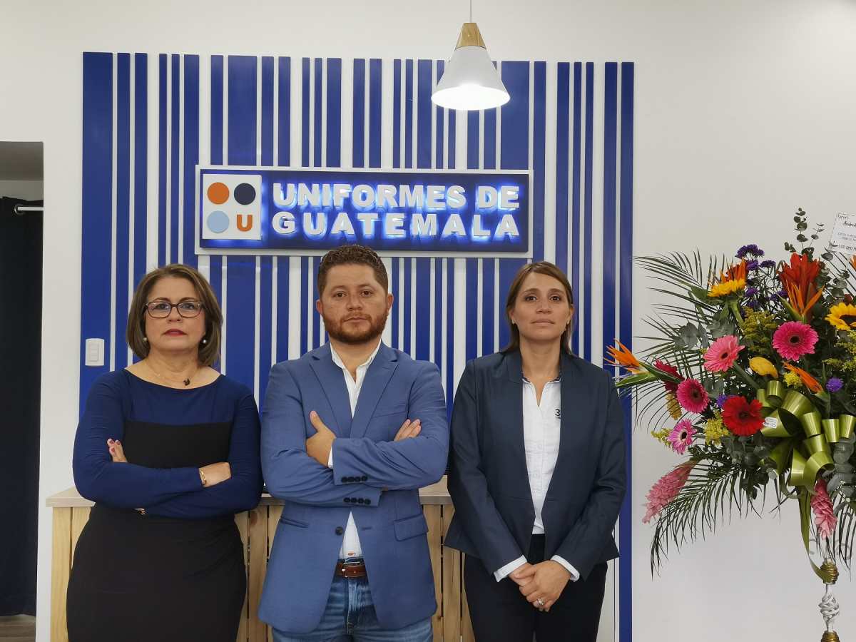 Uniformes de Guatemala abrió su cuarta tienda en la zona 15