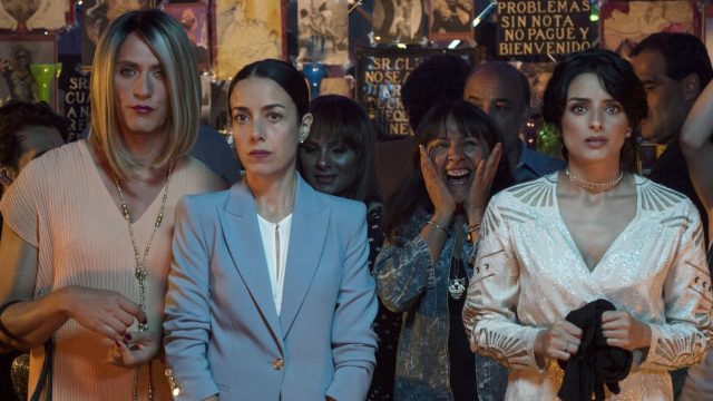 Debido al éxito de la serie "La Casa de las Flores" Netflix anunció su película. (Foto Prensa Libre: Cortesía Netflix / Forbes).