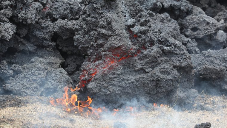 La actividad del Volcán de Pacaya no da tregua. (Foto Prensa Libre: Érick Ávila)