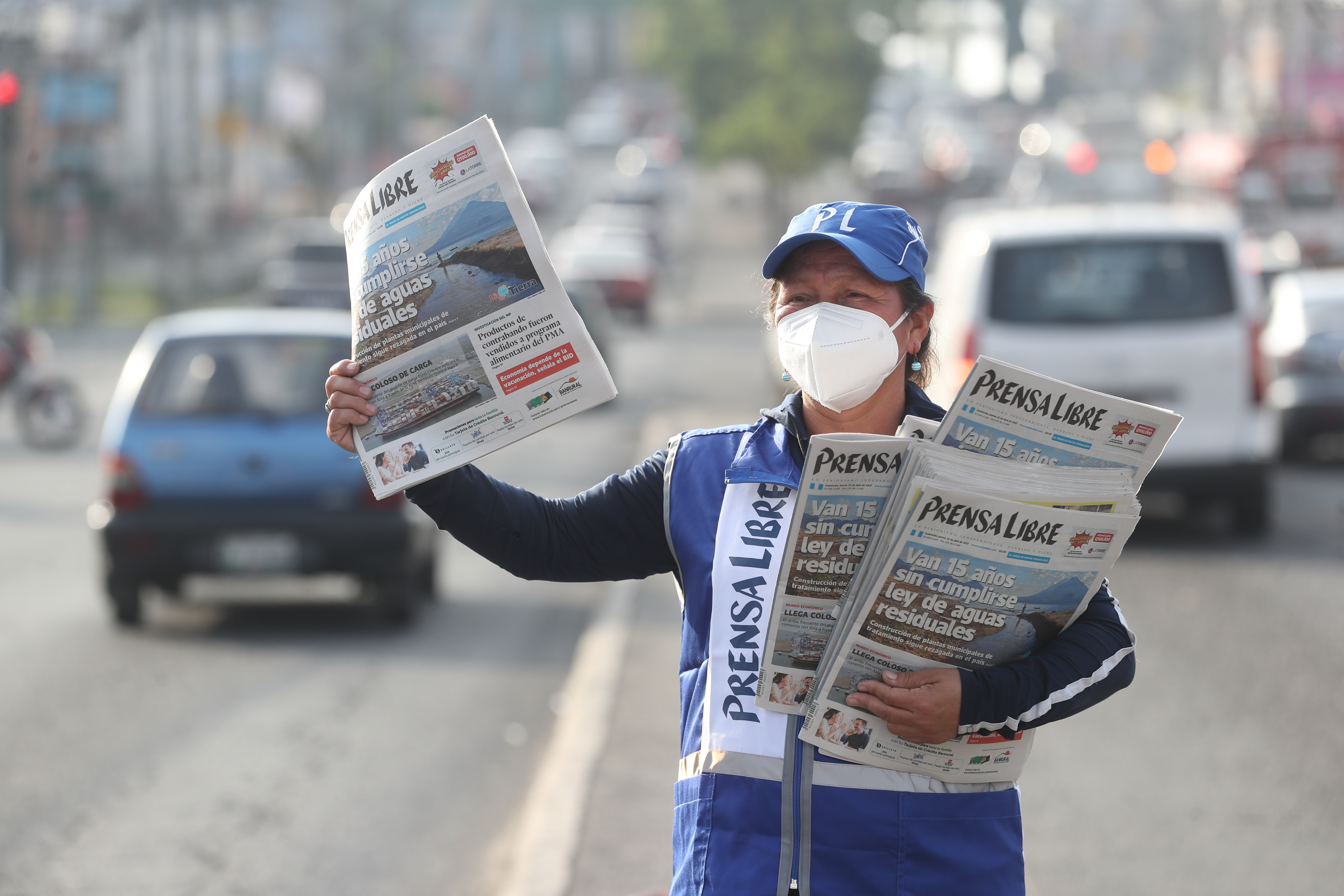 En el Día del Voceador, Prensa Libre destaca el valor de estos trabajadores que entregan cada día las noticias al país. (Foto Prensa Libre: Érick Ávila)