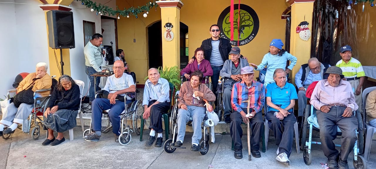 El hogar para adultos mayores Casa mis abuelos  alberga a 14 pacientes en la actualidad. (Foto Prensa Libre: Cortesía Anyello Fernández)