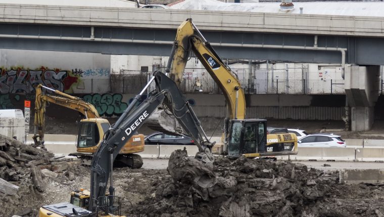 Gracias a la mejorar del empleo hispano en Estados Unidos en varios sectores favoreció a las remesas en Latinoamérica en 2020. (Foto Prensa Libre: EFE)