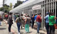 Hospital San de Dios no tiene más espacio para pacientes con covid-19. (Foto Prensa Libre: Andrea Domínguez)