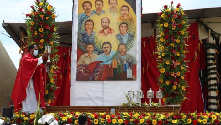 La ceremonia de beatificación de los 10 mártires se llevó a cabo en Santa Cruz del Quiché. (Foto Prensa Libre: María Renée Barrientos)