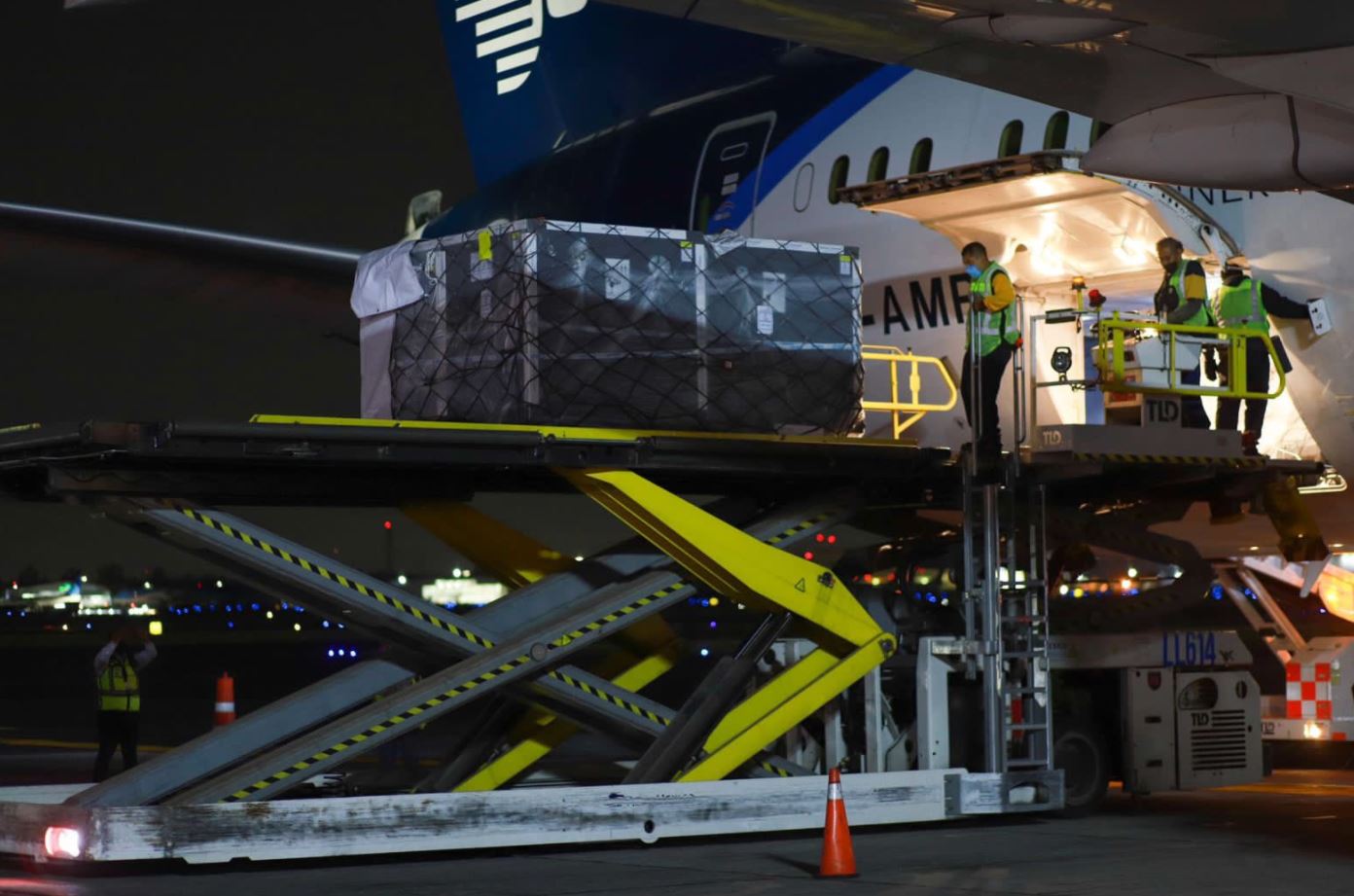 1.07 millones de vacunas contra el coronavirus recibió México del mecanismo Covax. (Foto Prensa Libre: SRE México)