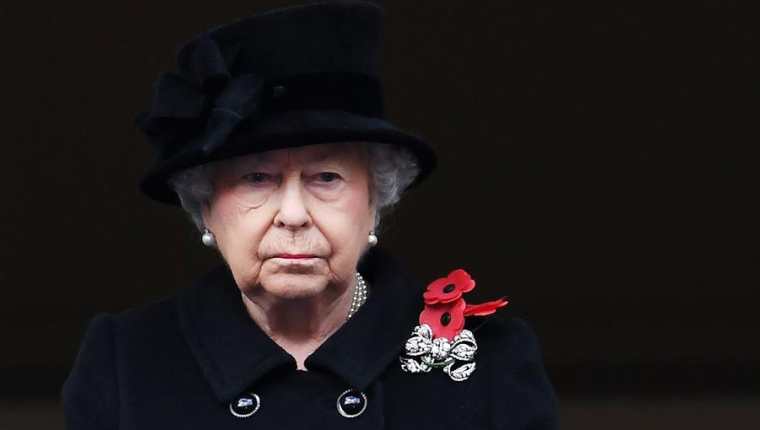 La Reina Isabel II decidió sobre los protocolos en el funeral del Duque de Edimburgo. (Foto Prensa Libre: EFE)


