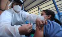 Guatemala espera vacunar a más de 469 mil ciudadanos en la fase 2. (Foto: Hemeroteca PL)