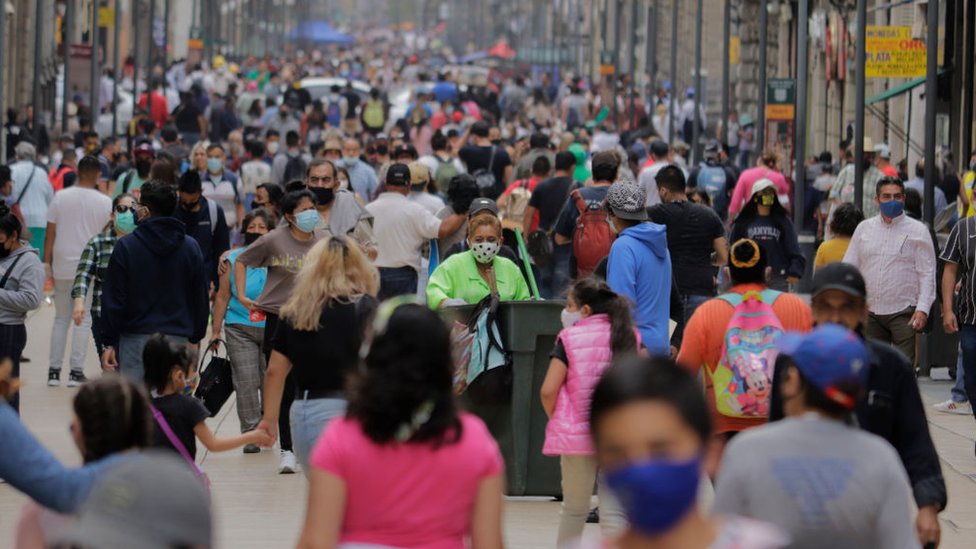 México es el país que menos gastó en ayudas fiscales, mientras que Brasil y Perú fueron los más generosos.