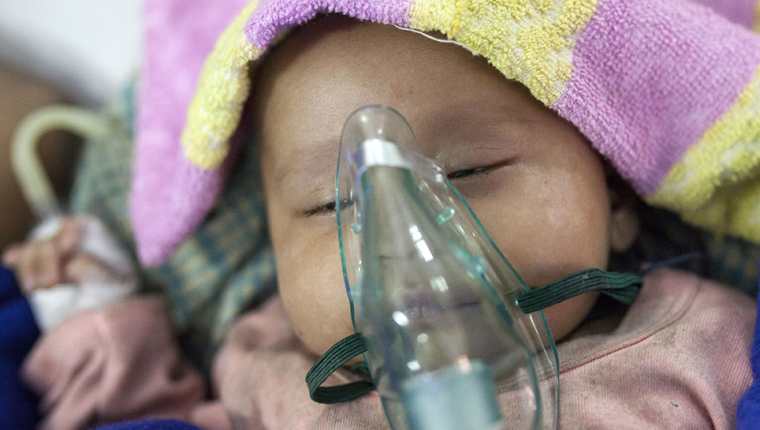 Cerca de 1,4 millones de niños fallecen cada año a causa de la neumonía, la principal causa de muerte en menores de 5 años en el mundo.