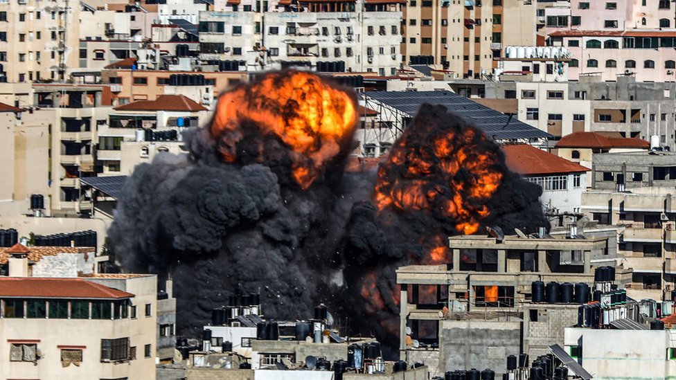 Una delegación egipcia está intentando lograr un alto el fuego en Gaza. (GETTY IMAGES)