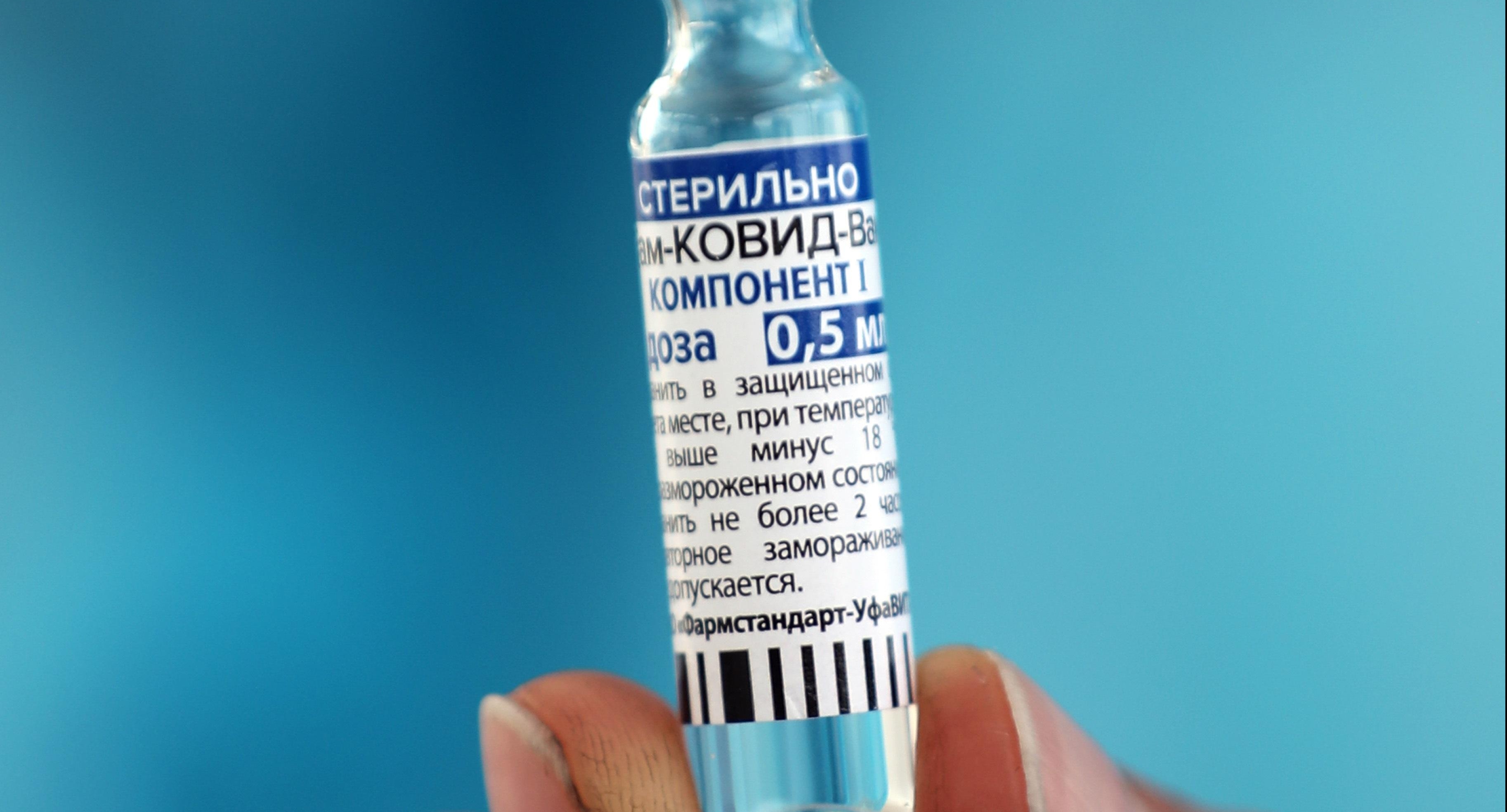 El mundo continúa en alerta por el avance del coronavirus y el poco acceso a las vacunas por parte de países con menos recursos económicos. (Foto Prensa Libre: EFE)