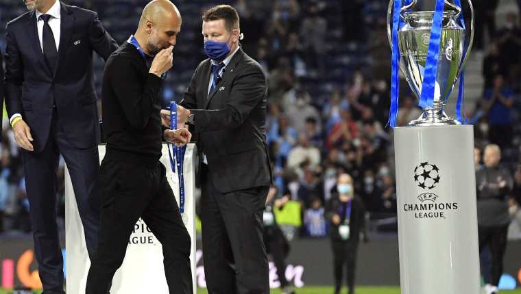 Pep Guardiola se quedó cerca de ganar la Champions League. Su equipo cayó en la final contra el Chelsea. (Foto Prensa Libre: EFE).