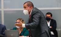 Juan Francisco Solórzano Foppa durante una audiencia en el juzgado de turno. (Foto Prensa Libre: Élmer Vargas)