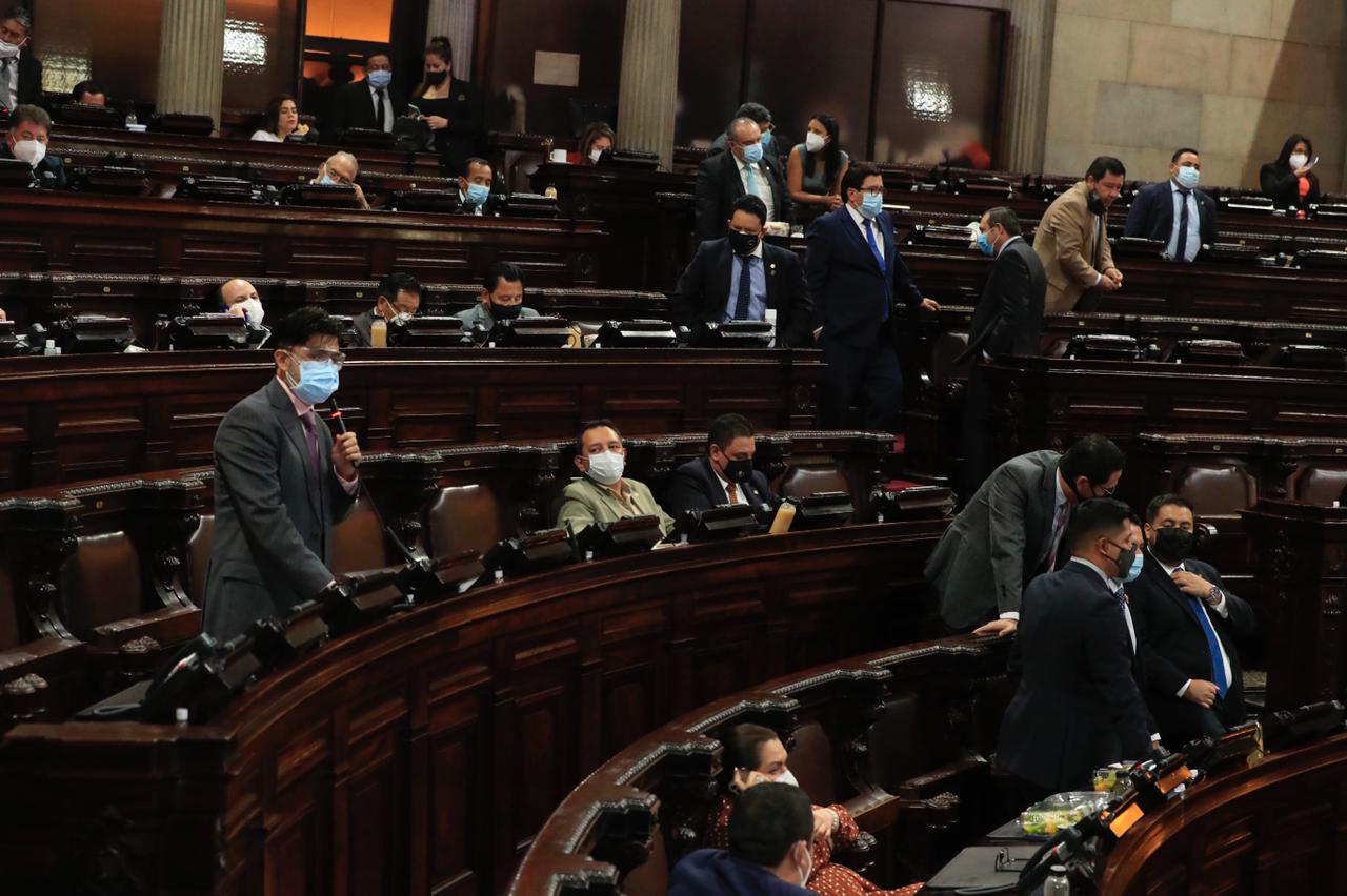 Aprobar la Ley de Zonas Francas parecía ser el objetivo del oficialismo antes del receso legislativo. (Foto Prensa Libre: Élmer Vargas)
