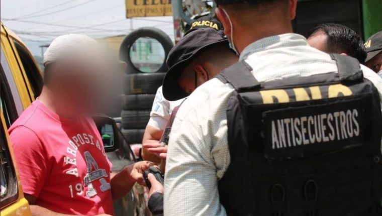 Luis García es sindicado de plagio o secuestro y para evitar su captura se identificaba con otro nombre. (Foto Prensa Libre: PNC)