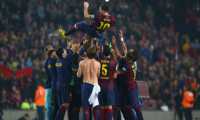 Lionel Messi es lanzado al aire por sus compañeros de equipo. 22 de noviembre de 2014. Foto: Manuel Blondeau / AOP.Press / Corbis vía Getty Images.