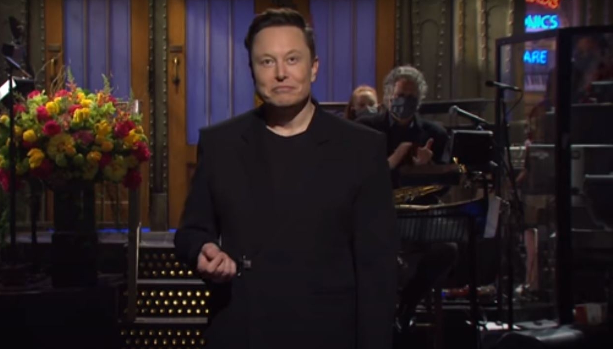 La presentación del multimillonario Elon Musk a Saturday Night Live era muy esperada por seguidores del empresario. (Foto Prensa Libre: SNL)