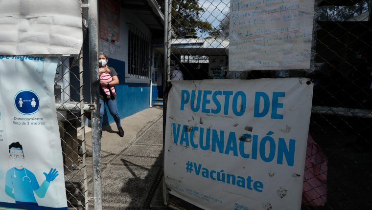 Guatemala es de los países que menos avances reporta en vacunación. (Foto Prensa Libre: Hemeroteca PL)