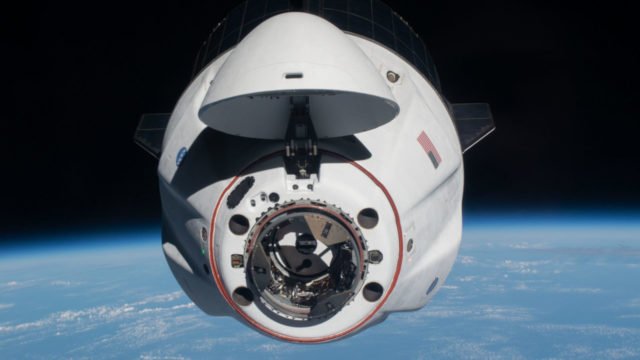 Nave de SpaceX casi colisiona con un ovni, esto es lo que reconoce la NASA