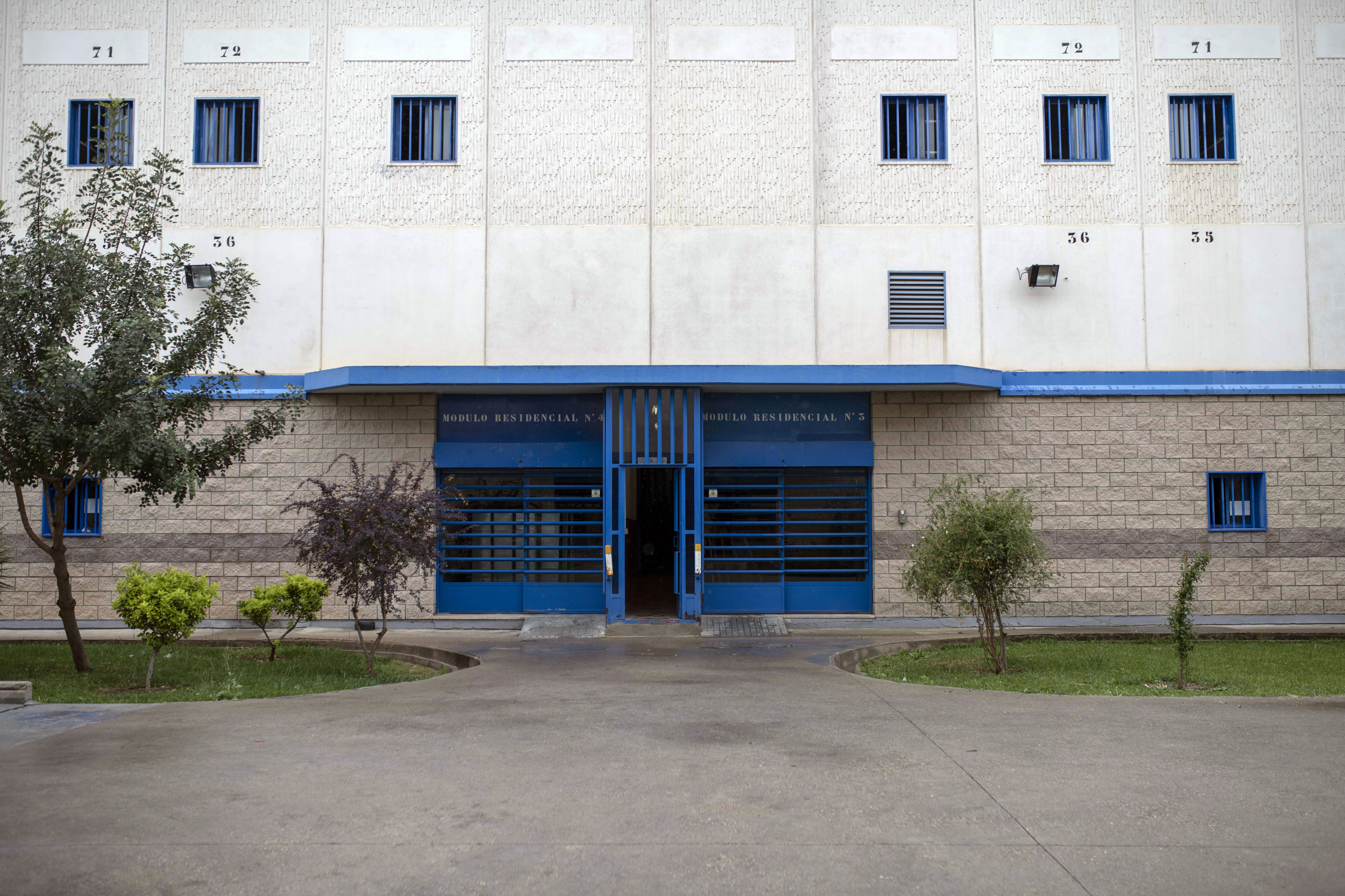La prisión en Córdoba, donde se desarrolla el programa de intervención en delitos económicos. (Foto Prensa Libre: Maria Contreras Coll/The New York Times).