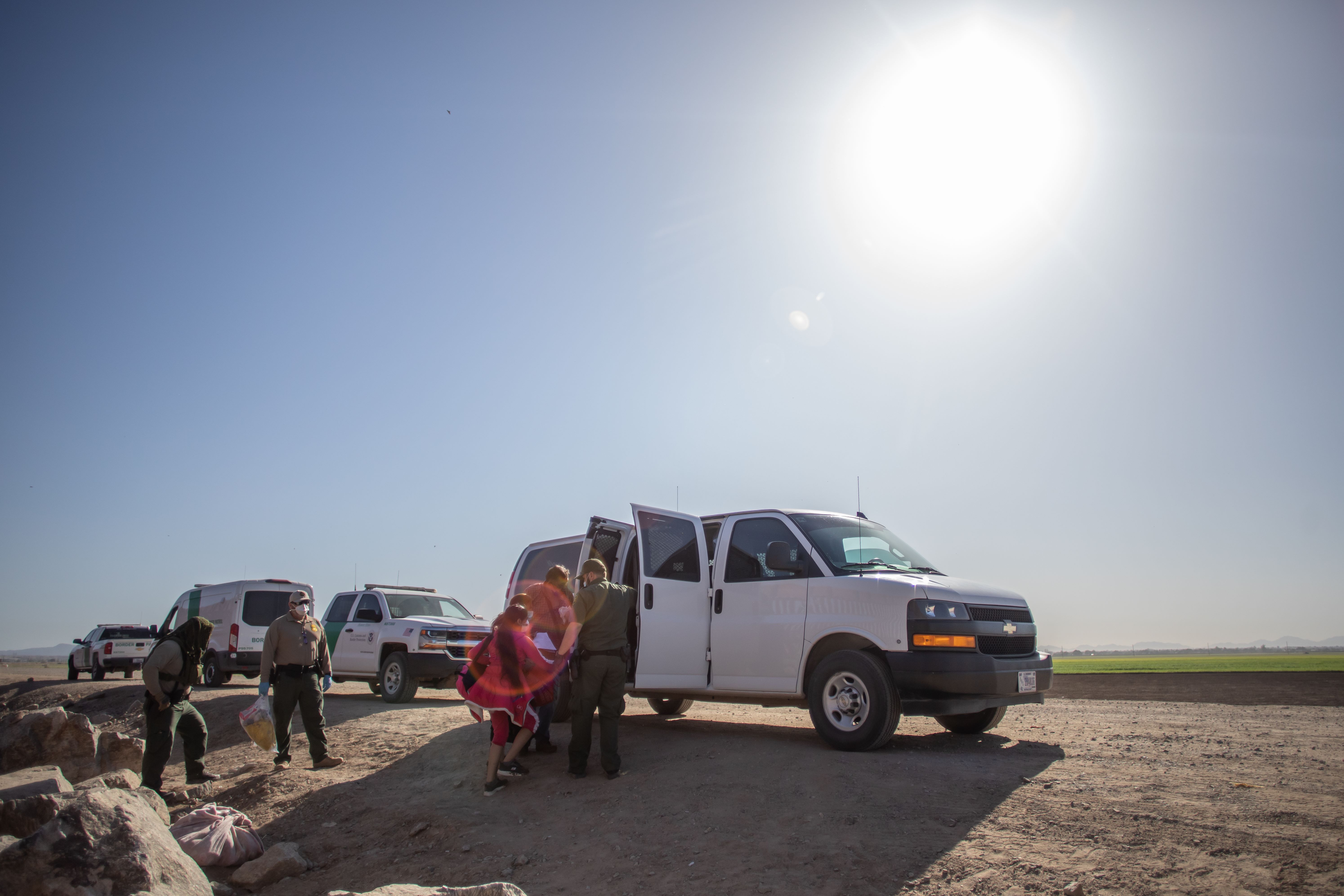 Niñas guatemaltecas halladas en la frontera de EE. UU. habían sido secuestradas y parientes pagaron US$3 mil de rescate