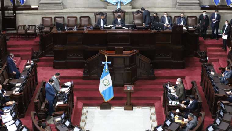 Diputados de la oposición necesitarán 81 votos para emitir el voto de falta de confianza al ministro de Gobernación. Fotografía: Congreso. 