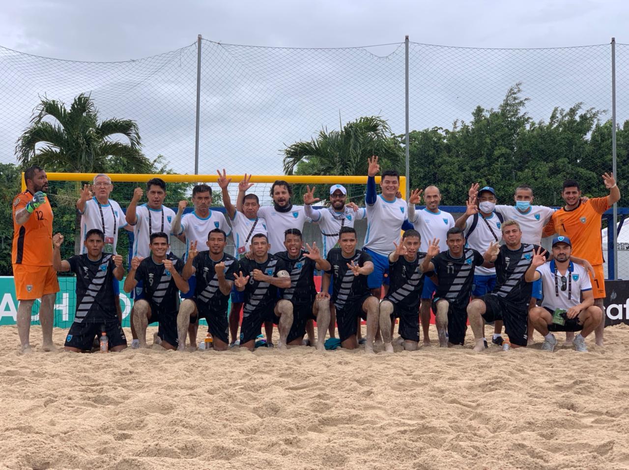 La Selección de Guatemala de Futbol Playa se quedó con el tercer lugar de la Concacaf. (Foto Fedefut).