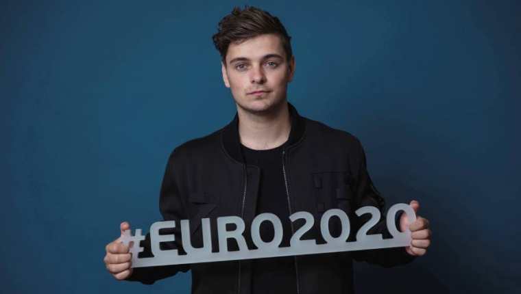 El Dj Martin Garrix promociona "We Are The People", la canción oficial de la Euro 2020. (Foto Prensa Libre: EFE)