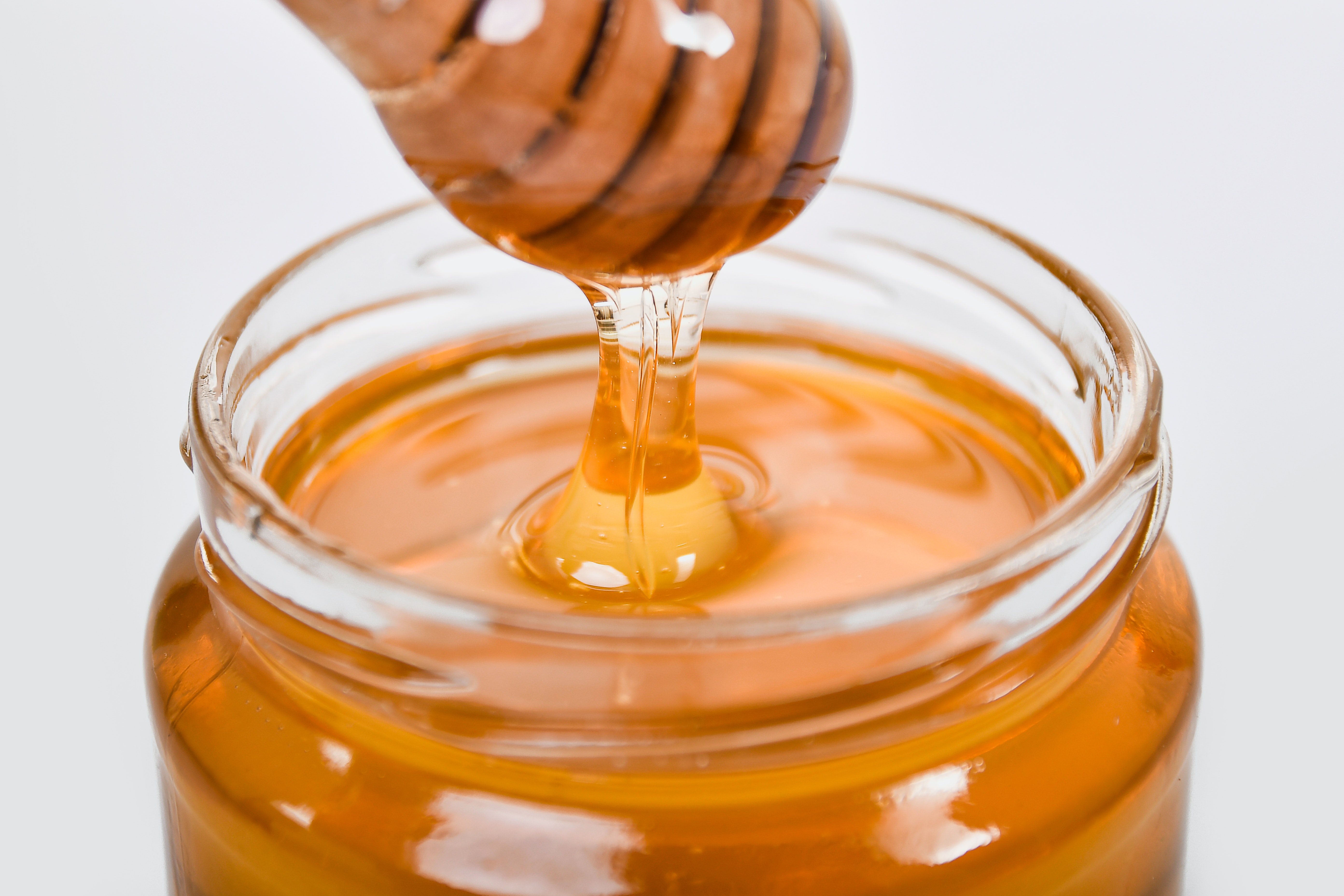 Почему густеет мед