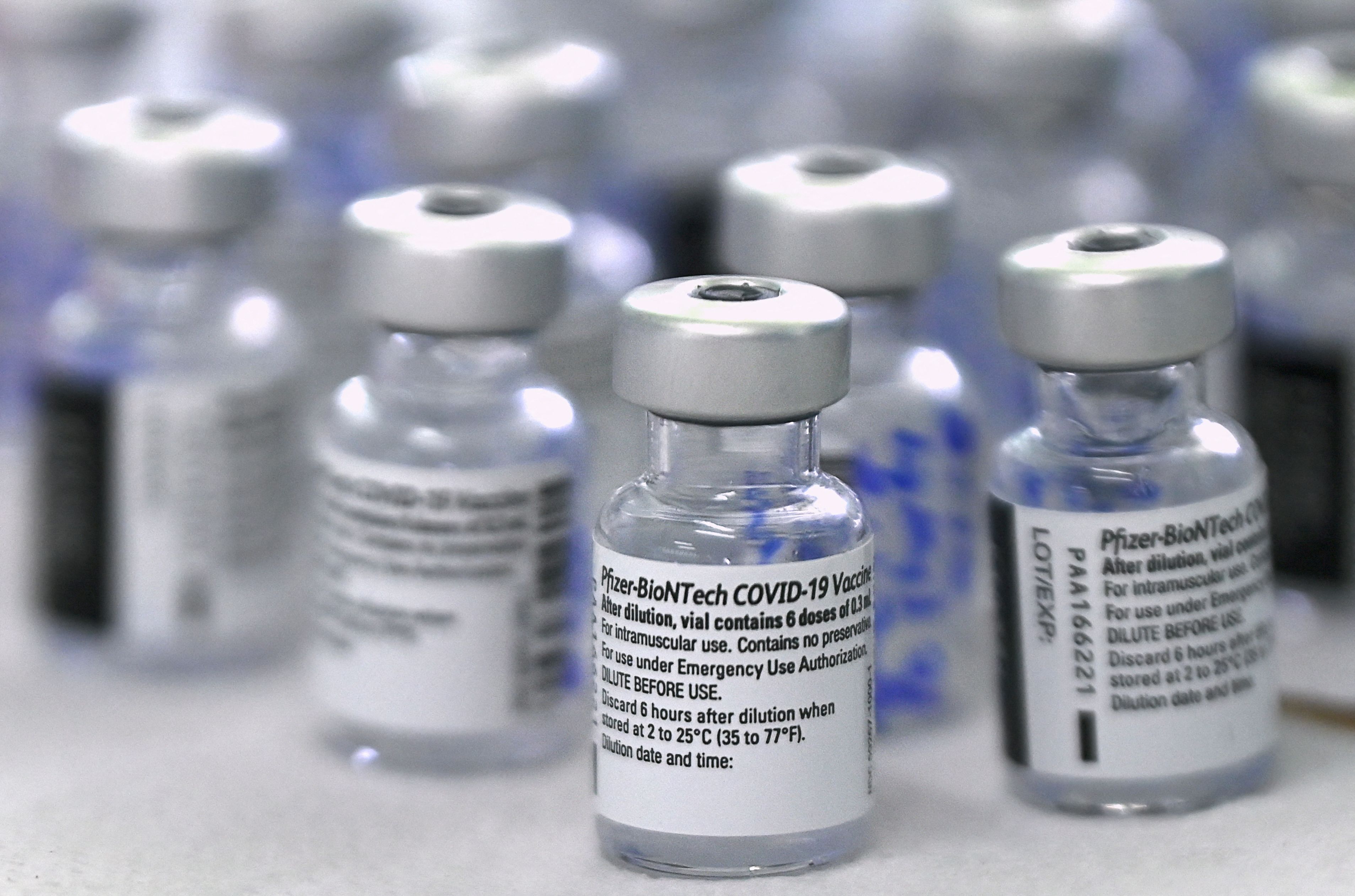 EE. UU. autoriza la vacuna Pfizer para mayores de 12 años. (Foto Prensa Libre: AFP)
