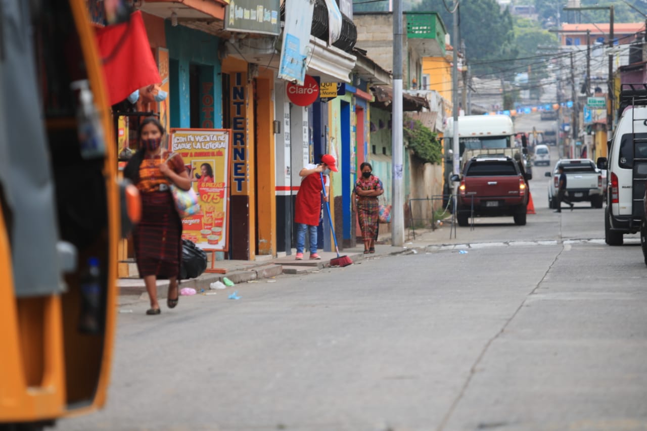 Hay varios departamentos, como Sacatepéquez, que son vigilados de cerca por su alta positividad. (Foto: Hemeroteca PL)