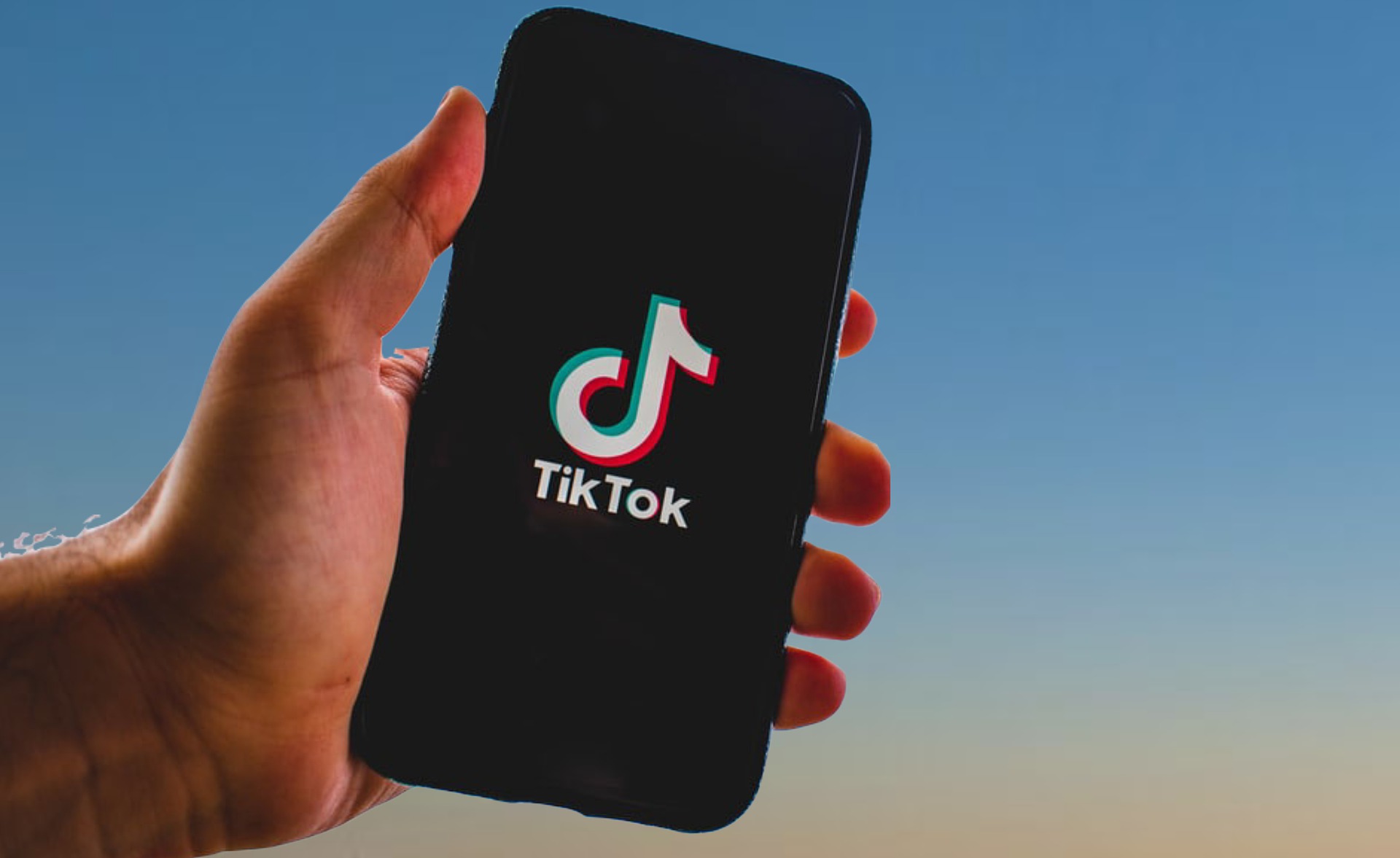 Joven pakistaní muere en falso intento de suicidio para video TikTok. (Foto Prensa Libre: Pixabay)