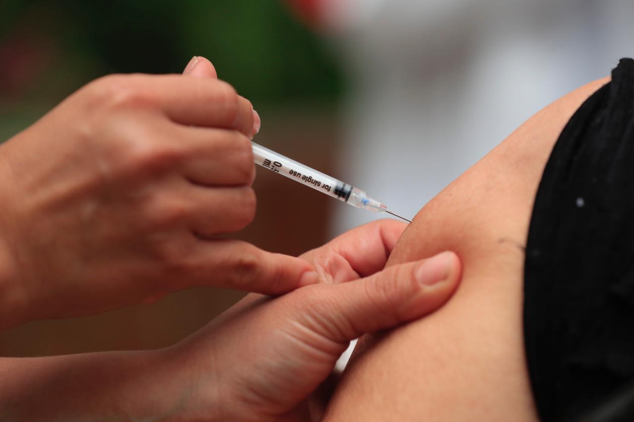 La vacunación avanza lento en muchos países. Guatemala es uno de los que tienen menos avance. (Foto: Prensa Libre: Hemeroteca) 