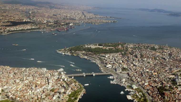 La ciudad de Estambul se extiende a ambos lados del Bósforo. Fotografía: BBC. 