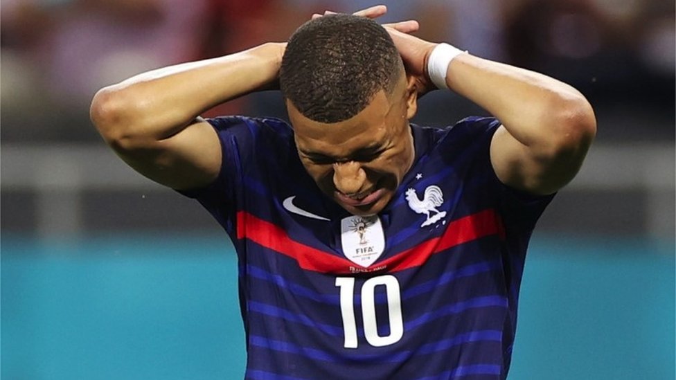 Mbappé falló el penal que ocasionó la eliminación de Francia de la Eurocopa, pese a ser una de las favoritas.