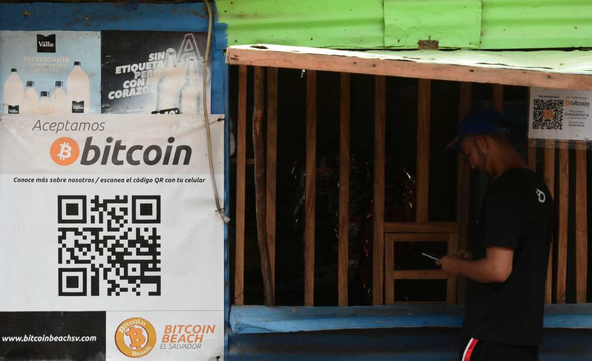El Bitcóin es una moneda que ya está aprobada como uso corriente en El Salvador. Foto: AFP