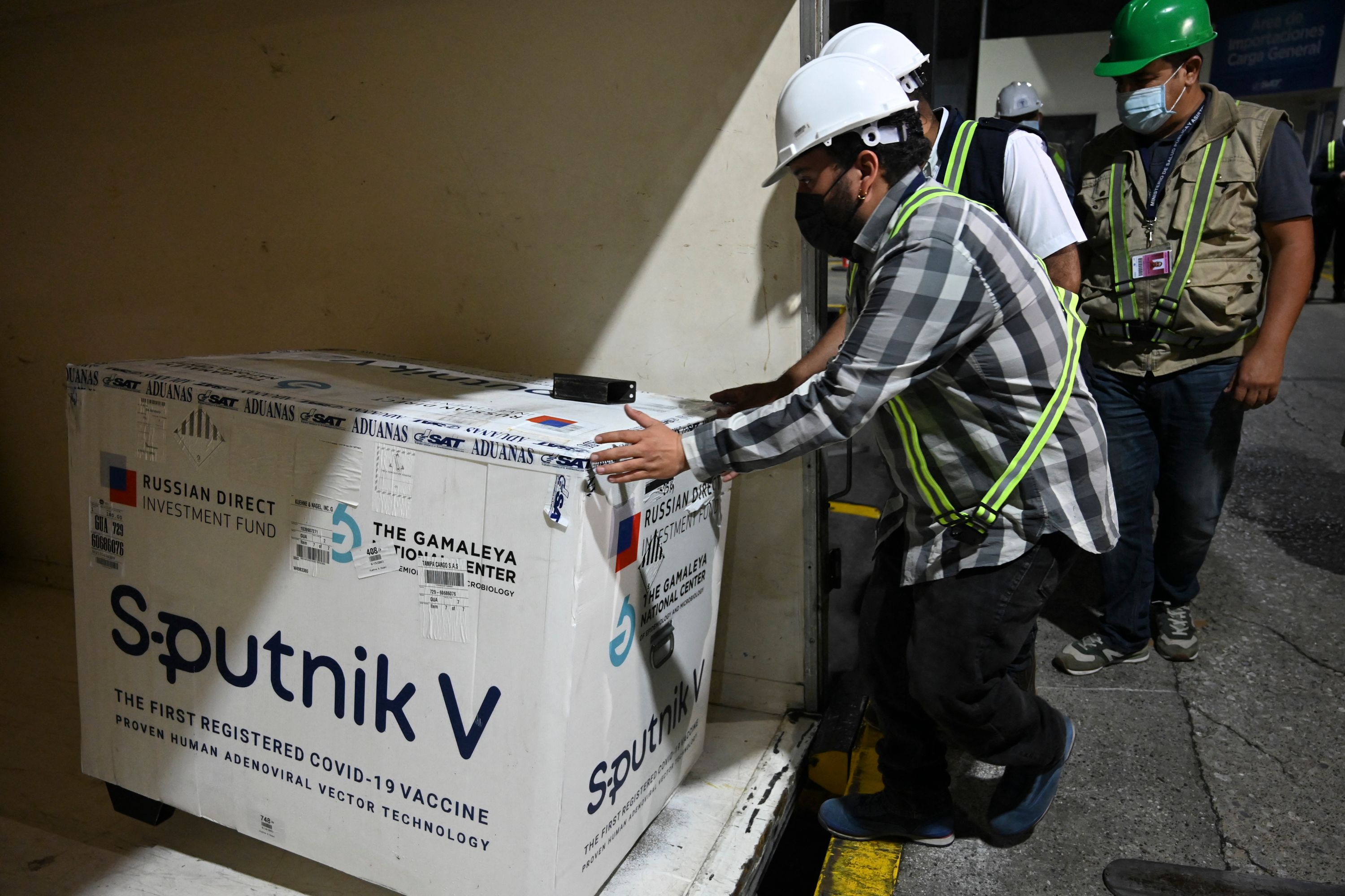 Guatemala pagó 8 millones de dosis de Sputnik V, sin embargo, hasta ahora solo ha recibido 860 mil. (Foto Prensa Libre: Hemeroteca PL)