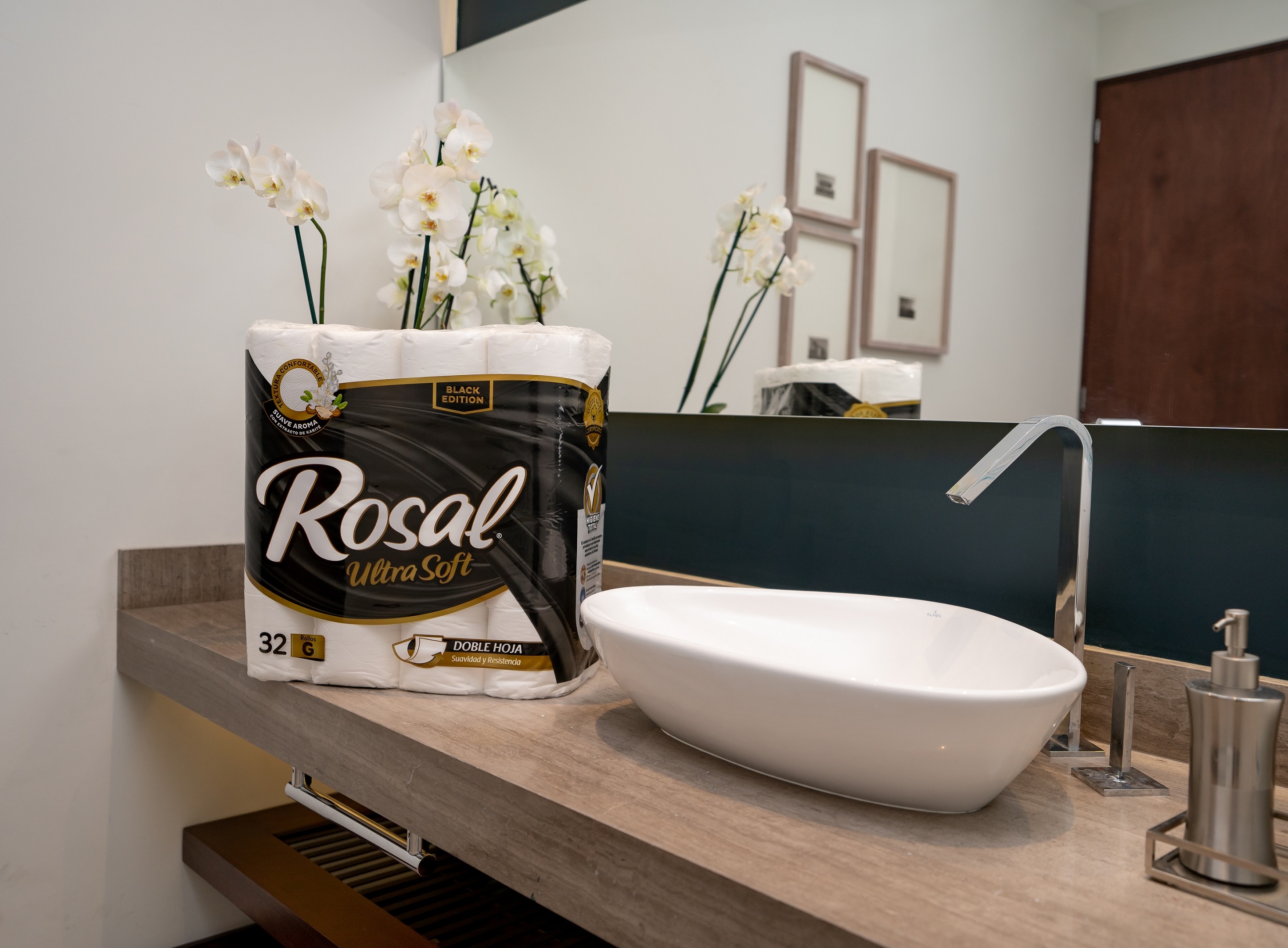 Con el nuevo Rosal Black Edition Grandbay-Papelera Internacional presenta un papel con extrema suavidad. Foto Prensa Libre: Cortesía.