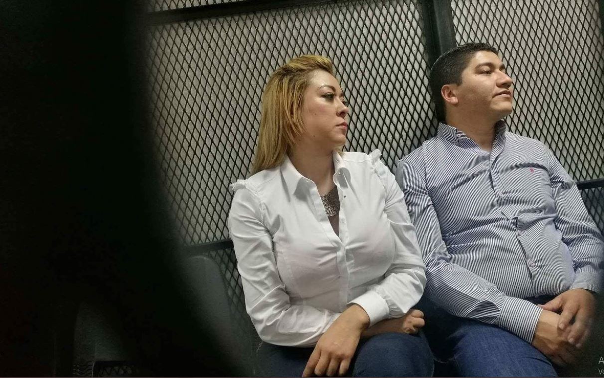 La exdiputada del PP, Emilenne Mazariegos, y su esposo, José Fernando Siliézar Mena, recuperaron su libertad. (Foto Prensa Libre: Edwin Pitán)