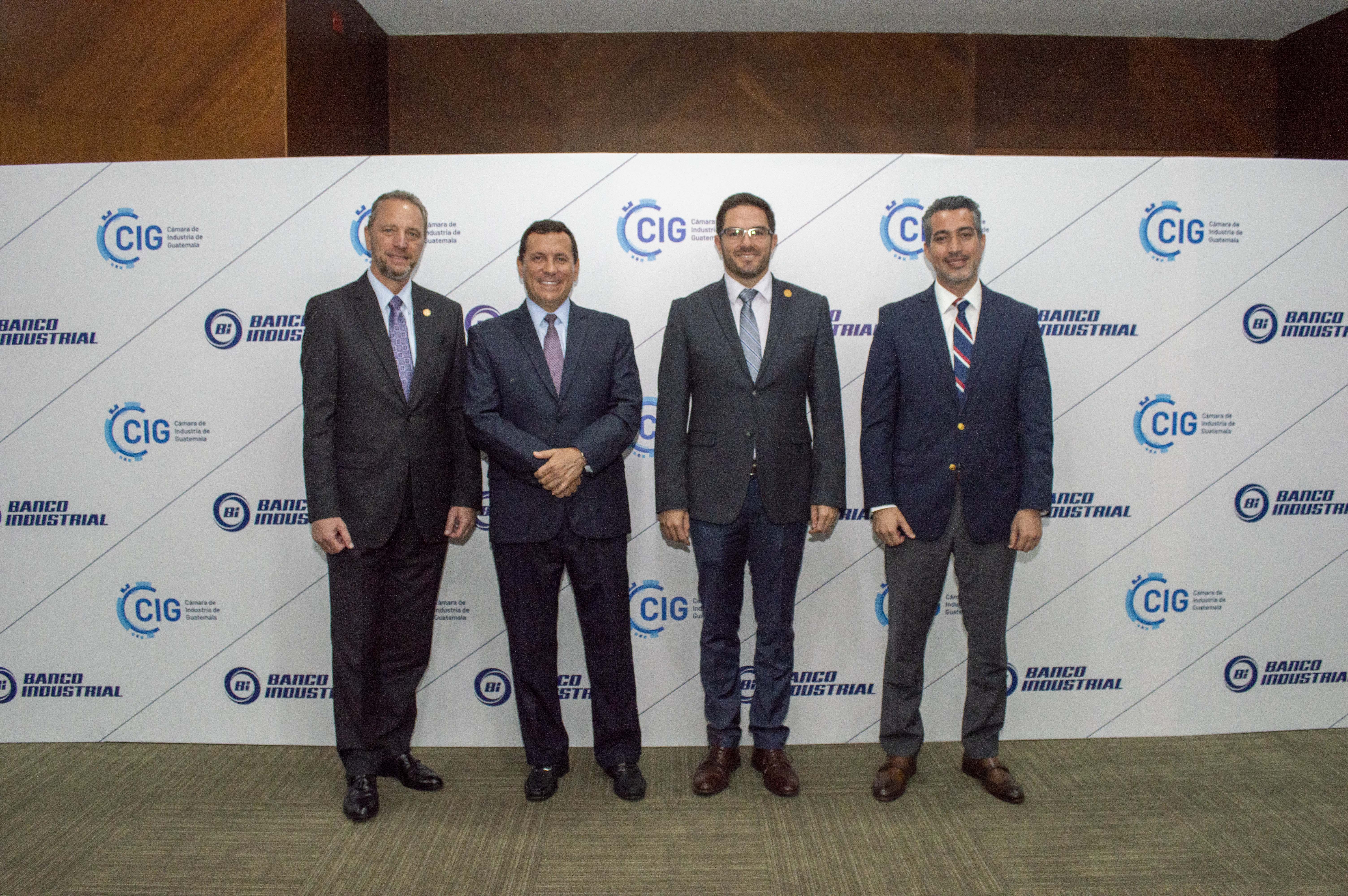 El convenio de cooperación entre Corporación Bi y Cámara de Industria de Guatemala beneficiará a los empresarios del país. Foto Prensa Libre: Cortesía.