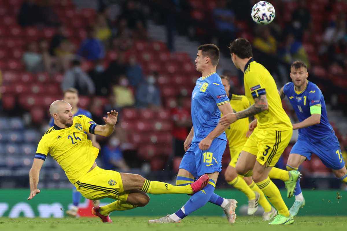 Después de terrible entrada, Artem Besedin será baja en Ucrania para el resto de la Eurocopa