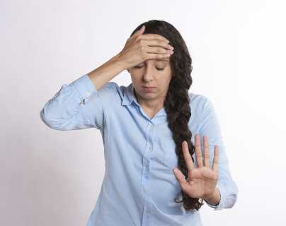 Cuáles son los tipos de dolor de cabeza más comunes y cómo puedes tratarlos