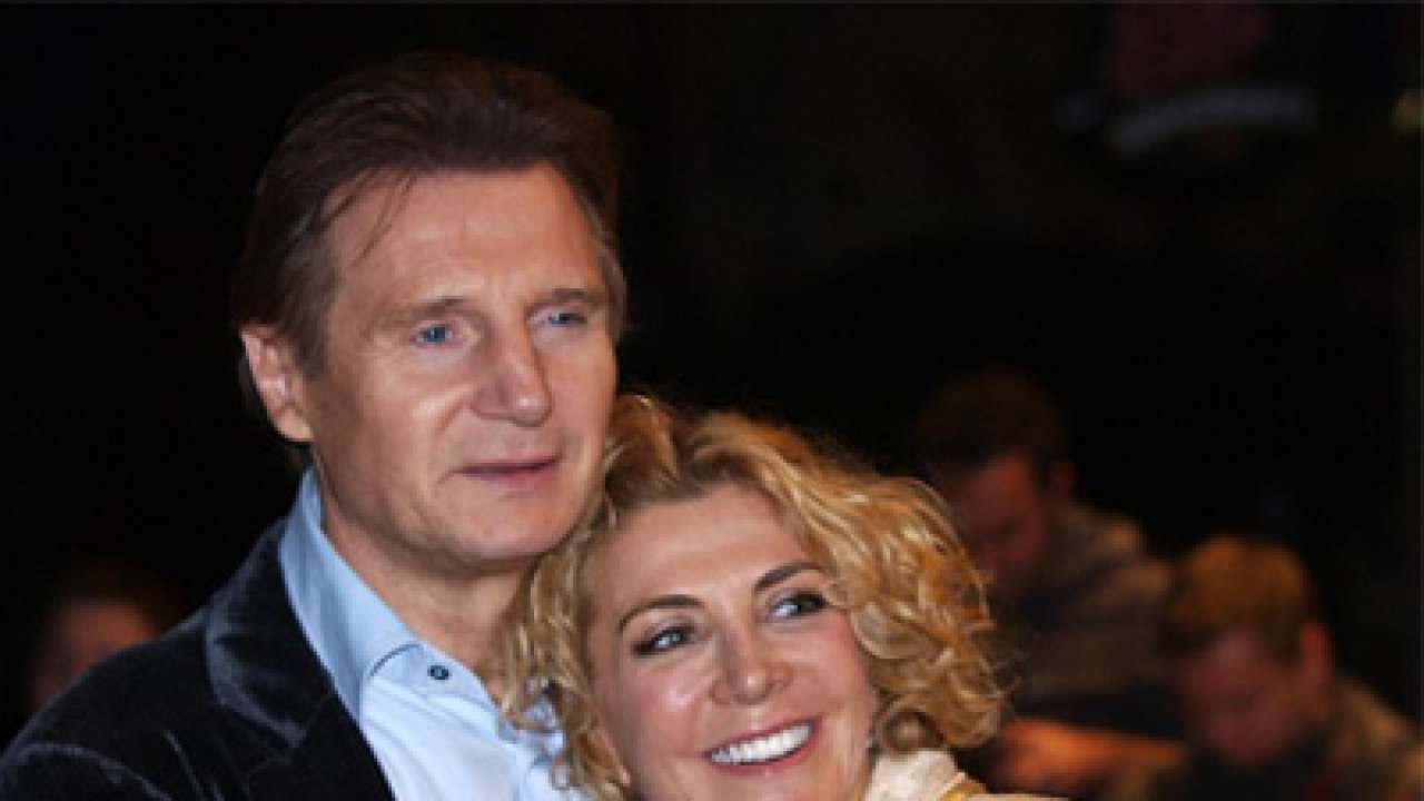 Liam Neeson junto a Natasha Richardson. (Foto Prensa Libre: AFP)